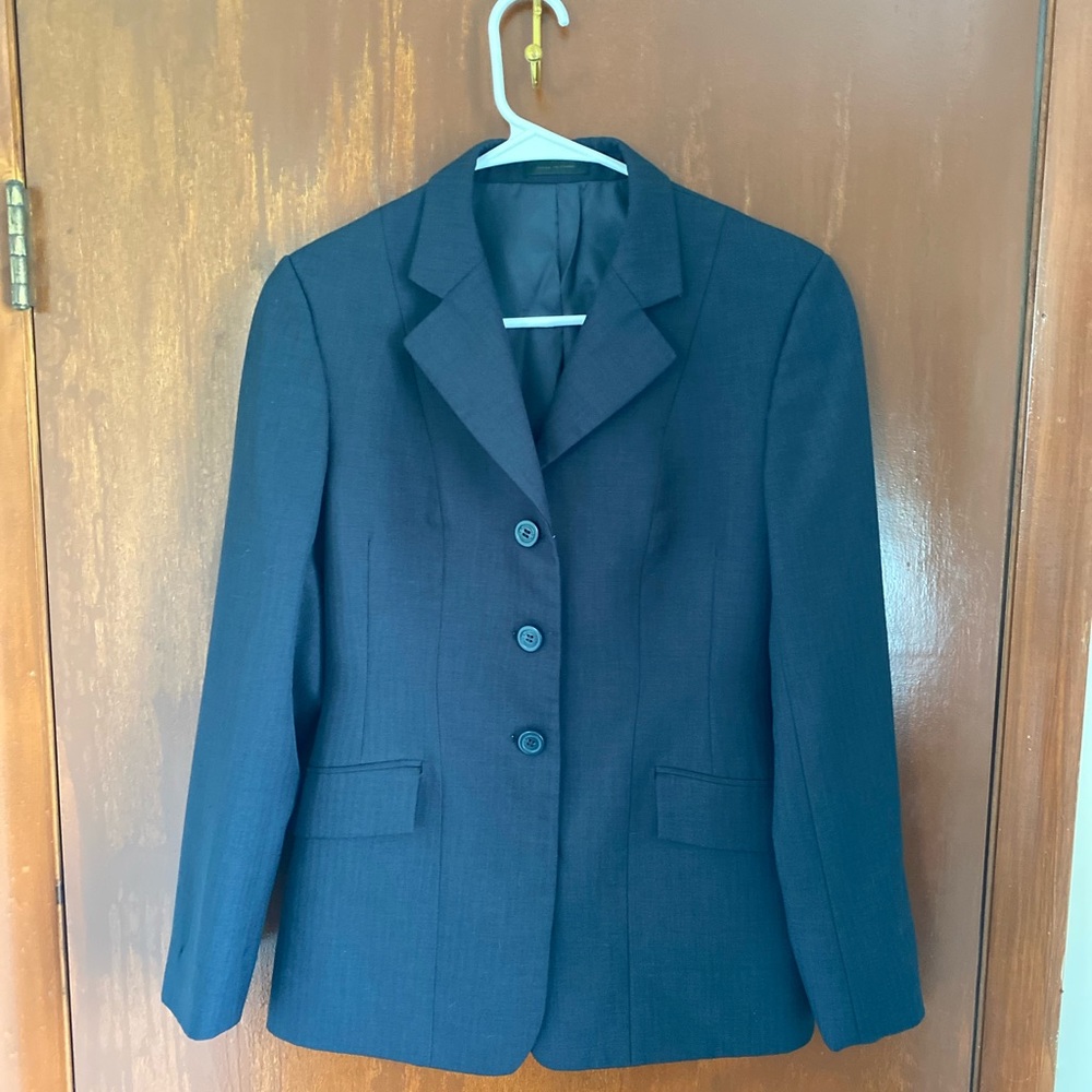 RJ Classics English show jacket
